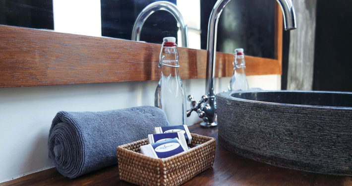 bathroom11 Stay Shark Villas Gili Air